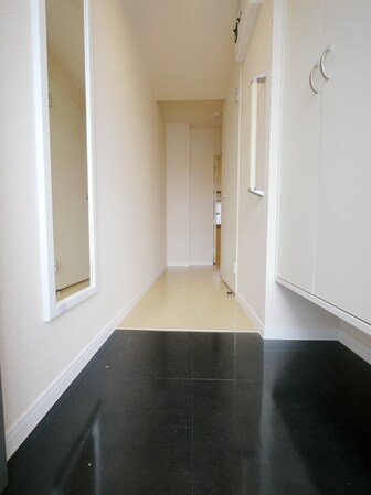 ミランダヴィーブルIVの物件内観写真